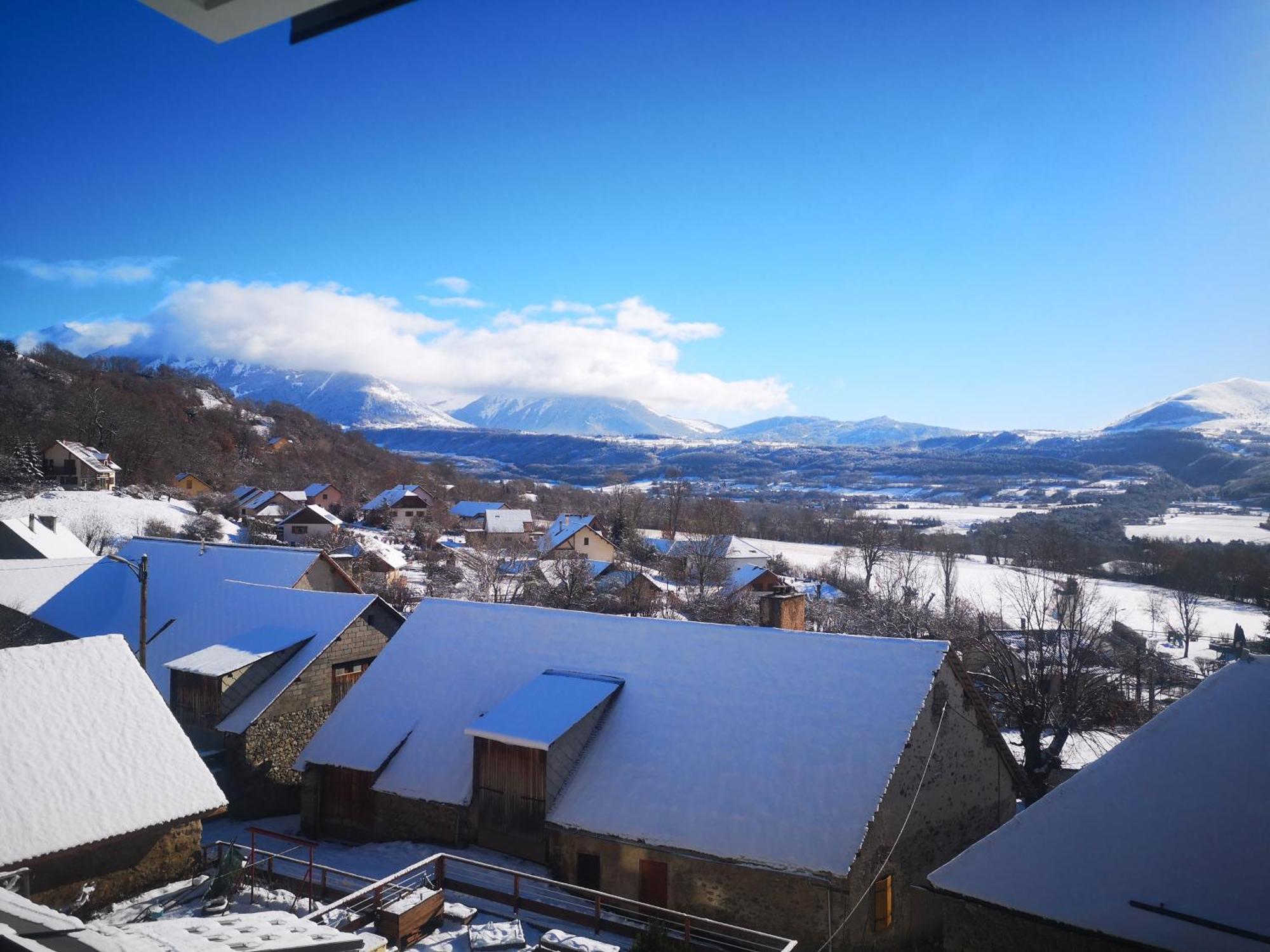 Hotel Les Chenets Saint-Julien-en-Champsaur Ngoại thất bức ảnh