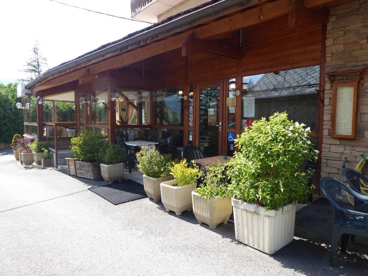 Hotel Les Chenets Saint-Julien-en-Champsaur Ngoại thất bức ảnh